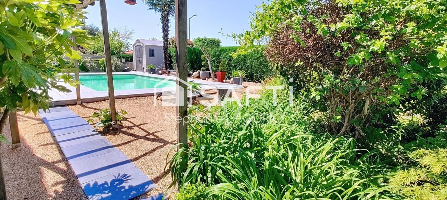 4 bedrooms House in Bruguieres, France No. 334939