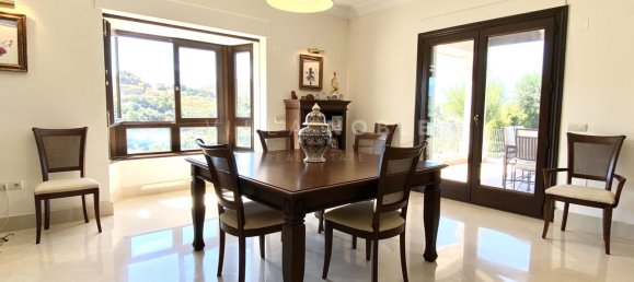 5 Schlafzimmer Villa in Malaga, Spain, Nr. 98630 10