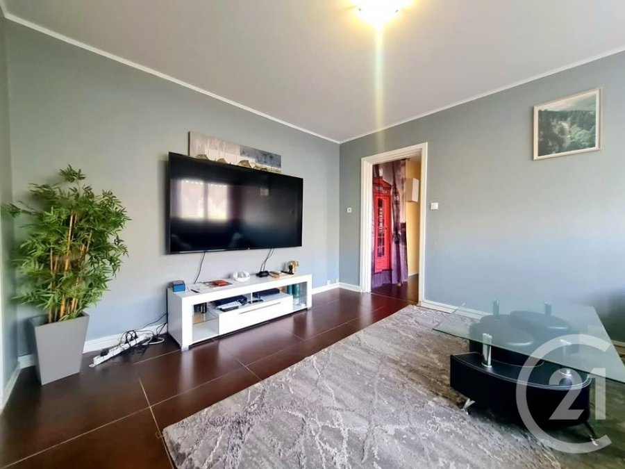 Apartamento de 1 dormitorio en Thionville, France No. 324759