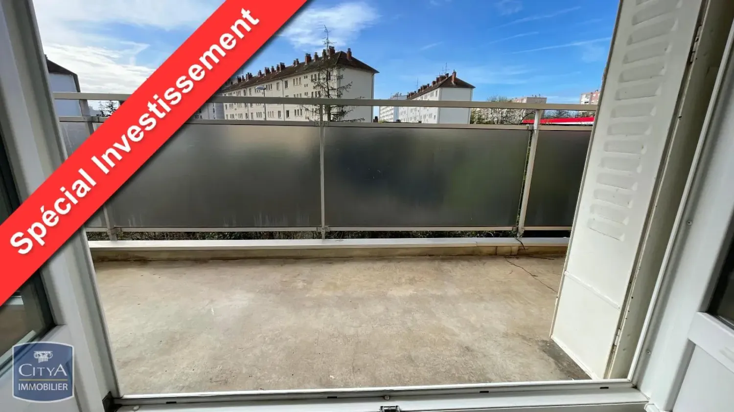 Apartamento de 3 habitaciónes en Dijon, France No. 279924