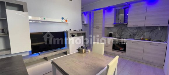 1 bedroom Apartment in Bologna, Italy No. 293623 4