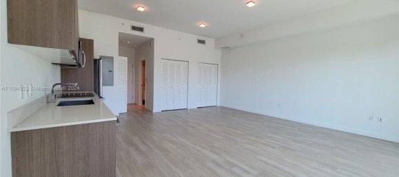  عقار تجاري في Miami, الولايات المتحدة 52.58متر مربع رقم 614090 5