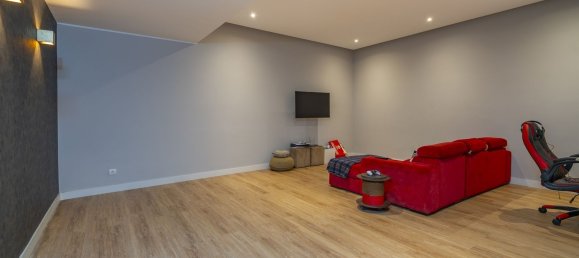 3 bedrooms House in Cascais, Portugal No. 132479 28