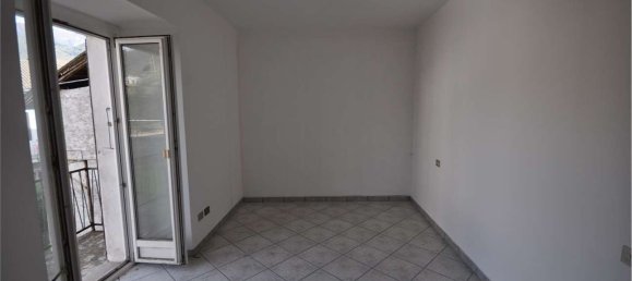 9 rooms House in Villadossola, Italy No. 143643 7