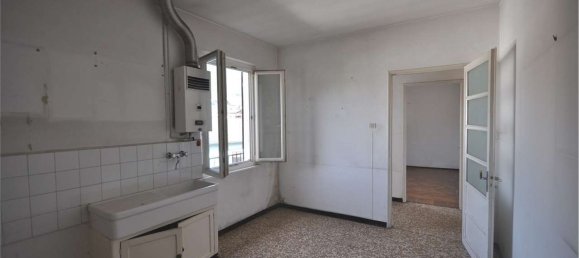 9 rooms House in Villadossola, Italy No. 143643 18