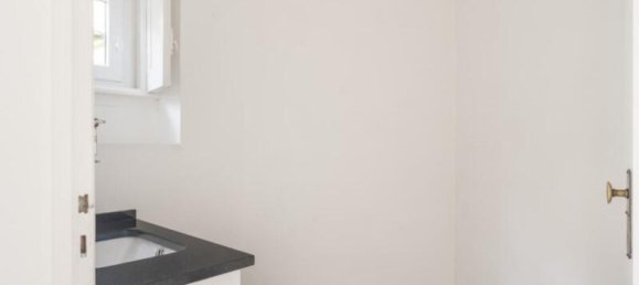 3 bedrooms Villa in Cascais, Portugal No. 198763 11