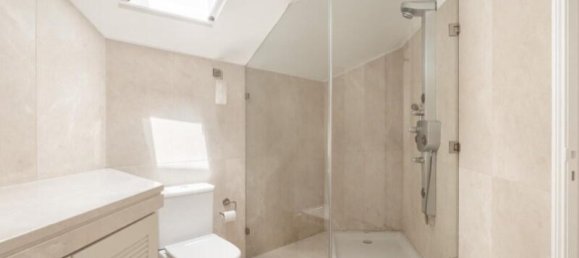 3 bedrooms Villa in Cascais, Portugal No. 198763 27