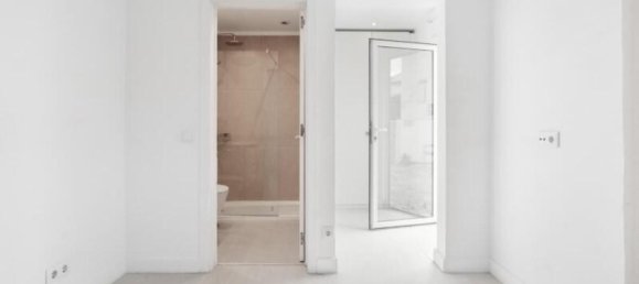 3 bedrooms Villa in Cascais, Portugal No. 198763 35