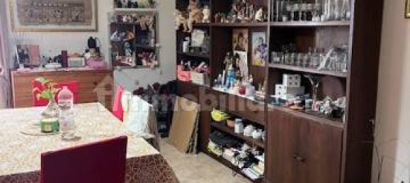 3 bedrooms Apartment in Rome, Italy No. 222050 2