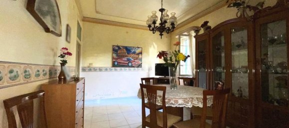 2-salle Appartement à Palermo, Italy No. 7013 9
