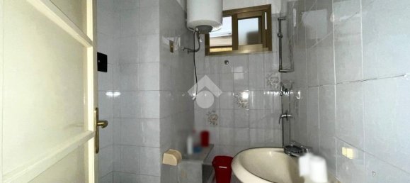 2-salle Appartement à Palermo, Italy No. 7013 14