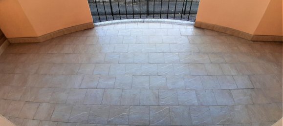 3 rooms Apartment in Guastalla, Italy No. 93063 5