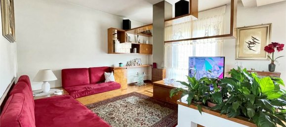 3 Schlafzimmer Haus in Seveso, Italy, Nr. 25153 9