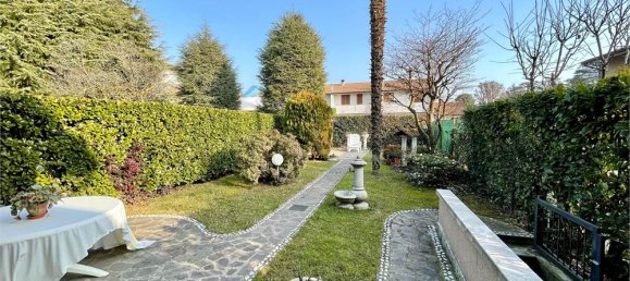 3 Schlafzimmer Haus in Seveso, Italy, Nr. 25153 2