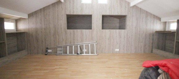 16 rooms Castles in Champigny-sur-Marne, France No. 333905 16