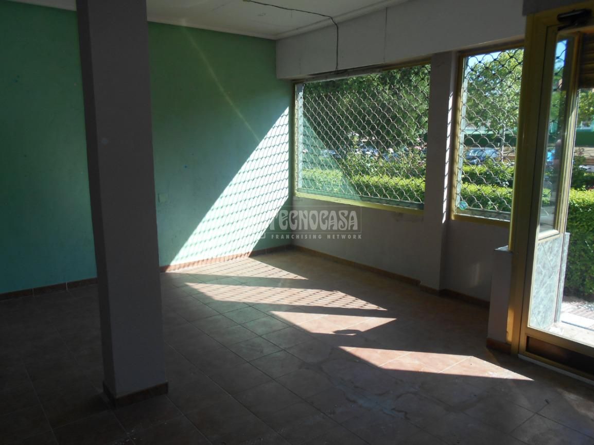 Gewerbliche Immobilie in Mostoles, Spain 190m², Nr. 223176