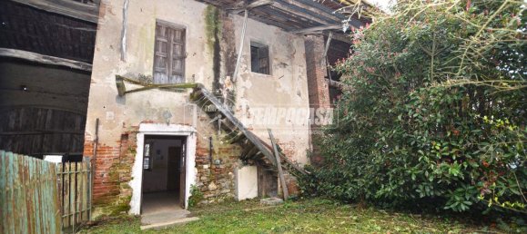 2غرفة منزل في San Benigno Canavese, Italy رقم 38178 5