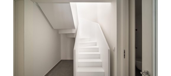 Villa de 4 dormitorios en Cascais, Portugal No. 352913 25