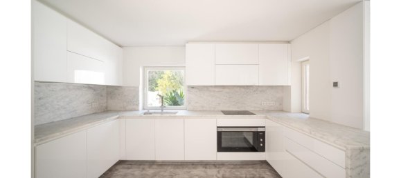 Villa de 4 dormitorios en Cascais, Portugal No. 352913 7