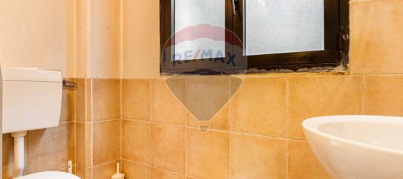 2-Zimmer Gewerbliche Immobilie in Samarate, Italy, Nr. 58565 23