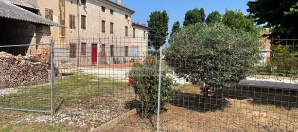 Дом с 10 комнатами в Колонья Венета, Италия № 174560 6