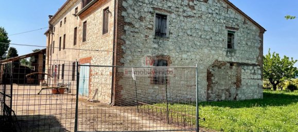 Дом с 10 комнатами в Колонья Венета, Италия № 174560 15