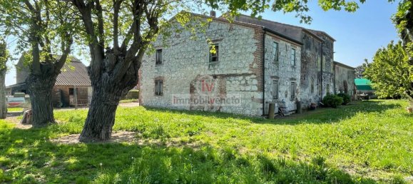 Дом с 10 комнатами в Колонья Венета, Италия № 174560 12