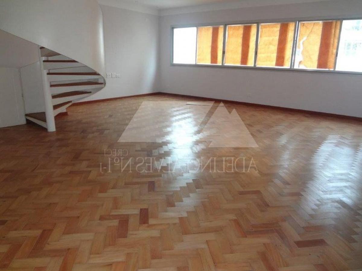 Casa de 3 dormitorios en Sao Paulo, Brazil No. 584217