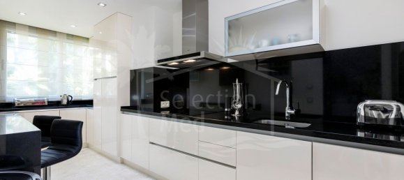 3 bedrooms Apartment in El Madronal, Spain No. 109490 5