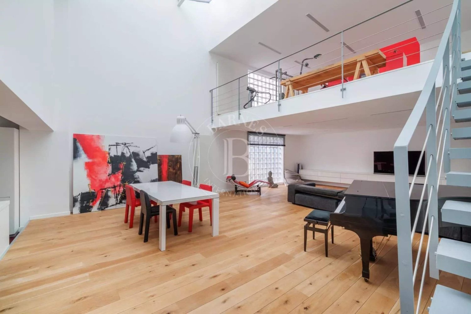 3 bedrooms Apartment in Montreuil, France No. 166005