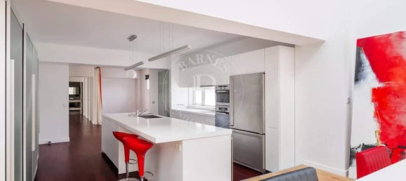 3 bedrooms Apartment in Montreuil, France No. 166005 5