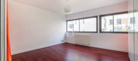 3 bedrooms Apartment in Montreuil, France No. 166005 16