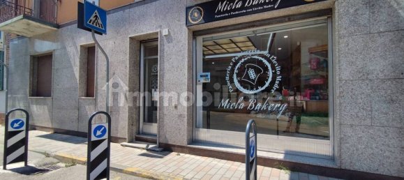 2غرفة عقار تجاري في Vidigulfo, Italy رقم 260187 2