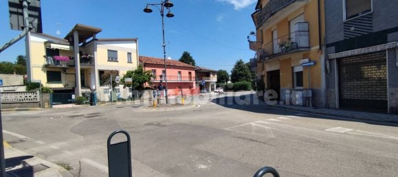 2غرفة عقار تجاري في Vidigulfo, Italy رقم 260187 44