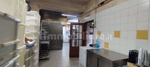 2غرفة عقار تجاري في Vidigulfo, Italy رقم 260187 26