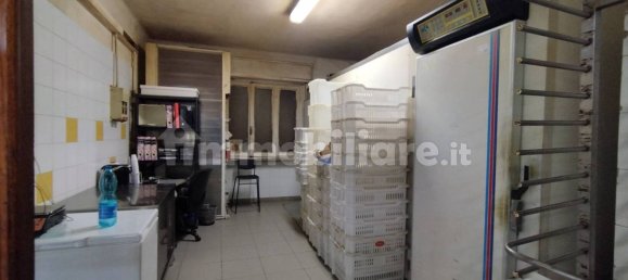 2غرفة عقار تجاري في Vidigulfo, Italy رقم 260187 24