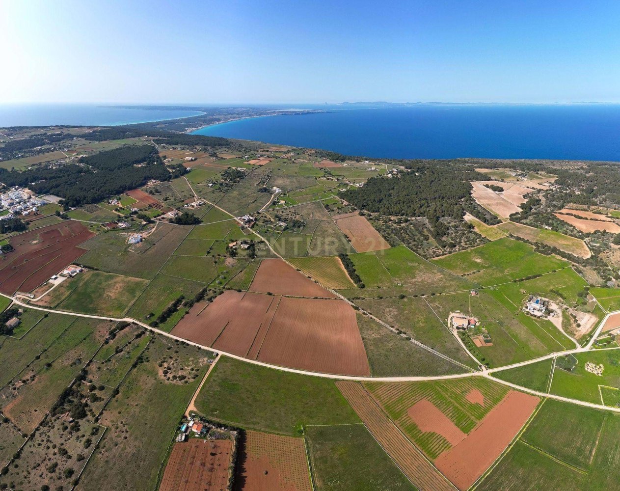  قطعة أرض في Formentera, Spain 15000متر مربع رقم 168697