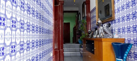 3 bedrooms House in Porto, Portugal No. 63800 2