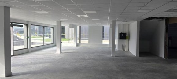 Коммерческая недвижимость 520м² в Марманд, Франция № 304513 3