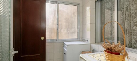 5 bedrooms Apartment in Granada, Spain No. 161041 7