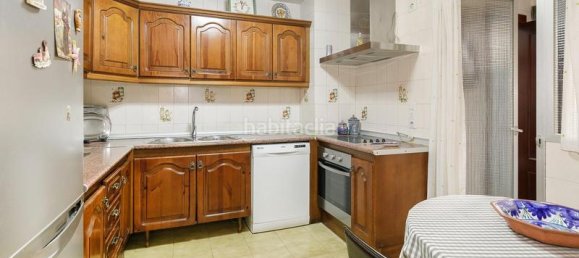 5 bedrooms Apartment in Granada, Spain No. 161041 5