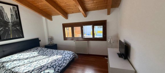 3 bedrooms House in Bologna, Italy No. 219328 14