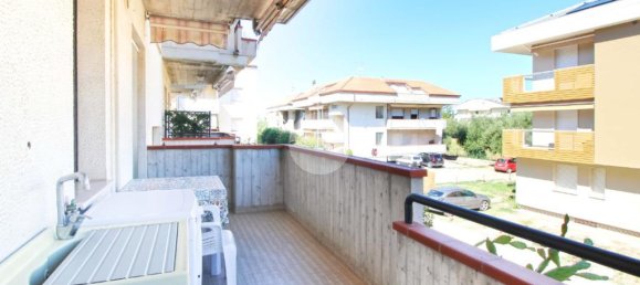 2 bedrooms Apartment in Alba Adriatica, Italy No. 320781 9