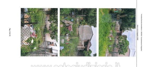 9 rooms Apartment in Piacenza, Italy No. 94710 36