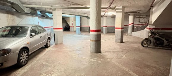 Garaje en Eixample, Spain 38 m² No. 159006 11