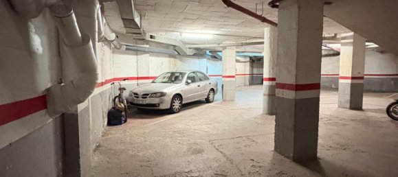 Garaje en Eixample, Spain 38 m² No. 159006 10