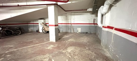 Garaje en Eixample, Spain 38 m² No. 159006 4