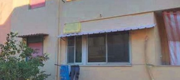 Apartamento de 4 dormitorios en Priolo Gargallo, Italy No. 381690 6