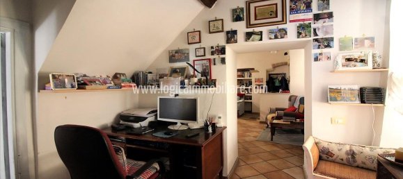 8 rooms Apartment in Sarteano, Italy No. 62818 8
