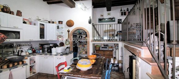 8 rooms Apartment in Sarteano, Italy No. 62818 7